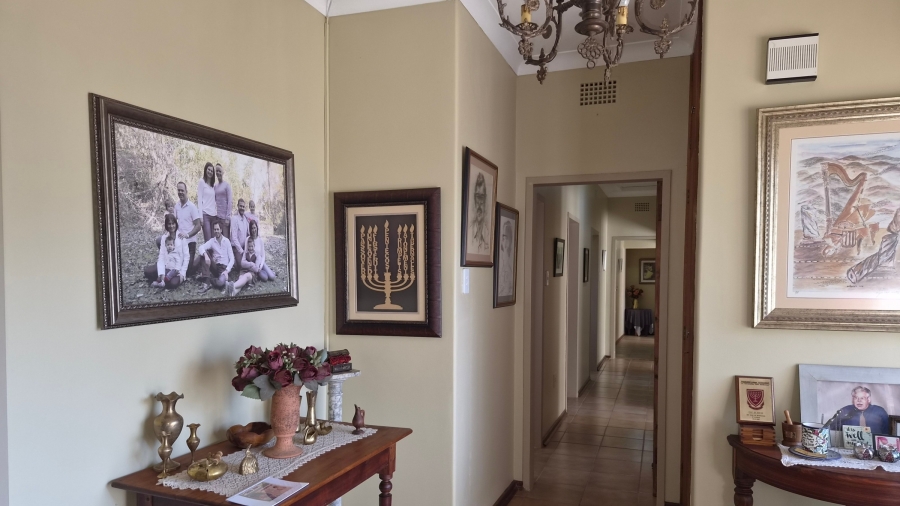 4 Bedroom Property for Sale in Oewersig North West